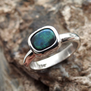 AUSTRALIAN BLACK OPAL RING