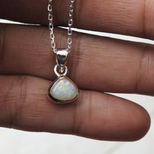 Load image into Gallery viewer, AUSTRALIAN OPAL