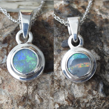 Load image into Gallery viewer, Lightning Ridge Solid Natural Opal Double Sides Pendant Necklace