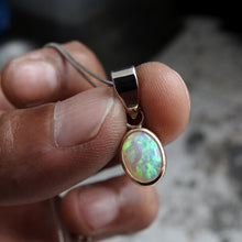 Load image into Gallery viewer, AUSTRALIAN OPAL