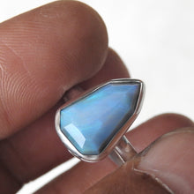 Load image into Gallery viewer, AUSTRALIAN OPAL RING