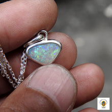 Load image into Gallery viewer, AUSTRALIAN OPAL