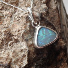 Load image into Gallery viewer, AUSTRALIAN OPAL