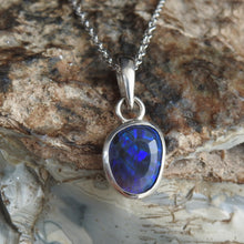 Load image into Gallery viewer, AUSTRALIAN BLACK OPAL PENDANT