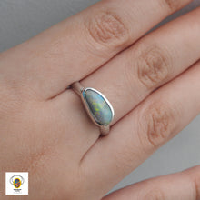 Load image into Gallery viewer, LIGHTNING RIDGE OPAL