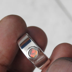 AUSTRALIAN OPAL RING