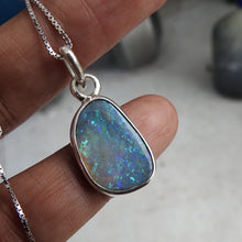 Load image into Gallery viewer, AUSTRALIAN OPAL