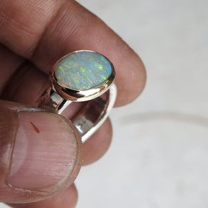 AUSTRALIAN OPAL RING