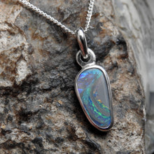 Load image into Gallery viewer, AUSTRALIAN OPAL