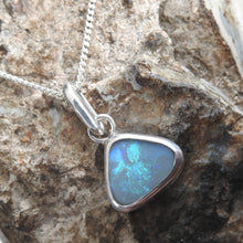 Load image into Gallery viewer, AUSTRALIAN OPAL