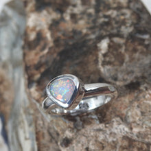 Load image into Gallery viewer, AUSTRALIAN OPAL RING