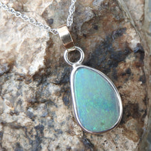 Load image into Gallery viewer, LIGHTNING RIDGE OPAL 