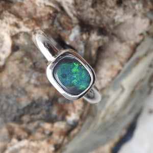 AUSTRALIAN BLACK OPAL RING