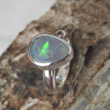 Load image into Gallery viewer, AUSTRALIAN OPAL 