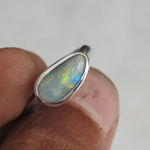 AUSTRALIAN OPAL RING