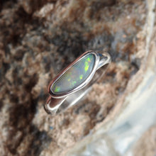 Load image into Gallery viewer, AUSTRALIAN OPAL