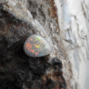 AUSTRALIAN OPAL
