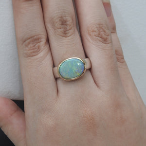 AUSTRALIAN OPAL RING