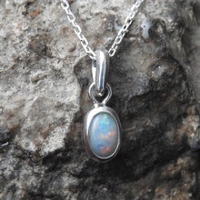 Load image into Gallery viewer, AUSTRALIAN OPAL