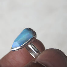 Load image into Gallery viewer, AUSTRALIAN OPAL RING