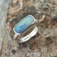 Load image into Gallery viewer, AUSTRALIAN OPAL RING