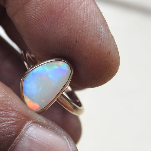 AUSTRALIAN OPAL