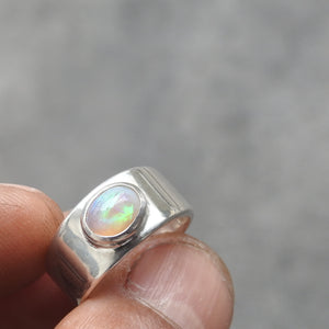 LIGHTNING RIDGE OPAL RING