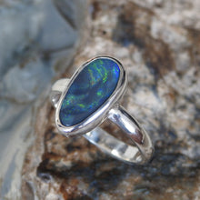 Load image into Gallery viewer, Solid Lightning Ridge Black Opal Sterling Ring