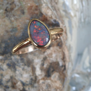 Lightning Ridge Solid Natural Opal Ring with Multi-Color
