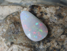 Load image into Gallery viewer, Lightning ridge opal
