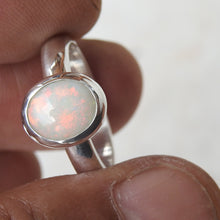 Load image into Gallery viewer, AUSTRALIAN OPAL RING