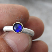 Load image into Gallery viewer, Made to order Solid Lightning Ridge Black Opal Ring with Blue Color