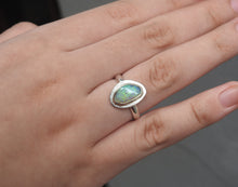 Load image into Gallery viewer, Solid Lightning Ridge Crystal Opal Ring
