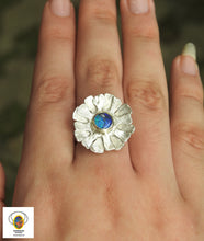 Load image into Gallery viewer, Solid Lightning Ridge Black Opal Ring